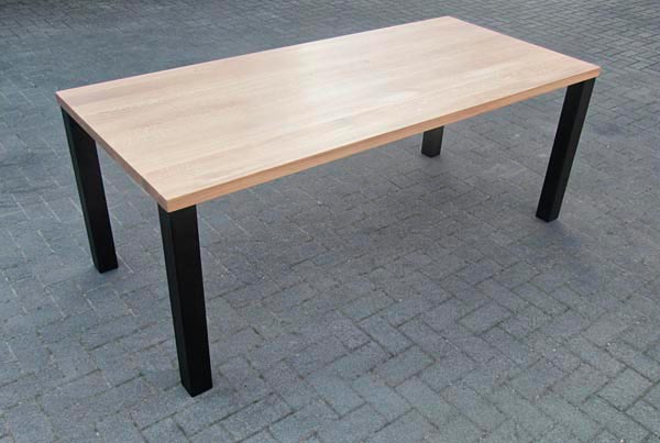 tafel-metaal-eiken-T004
