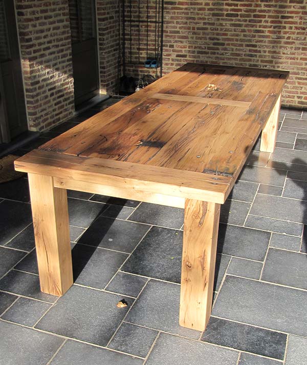 eiken-tafel-gerecupereerd-hout