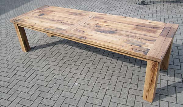 eiken-tafel-gerecupereerd-hout