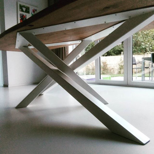 hout en metaal tafel T_129c