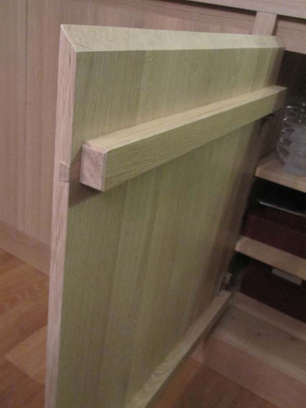 design-greeploze-houten-kastdeuren