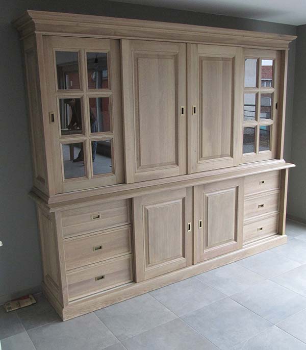 eiken-vitrinekast-multifunctioneel